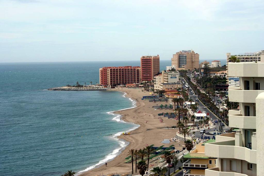 "Vive Benal Beach" Estudios Con Vistas Al Parque Acuatico Benalmádena Buitenkant foto